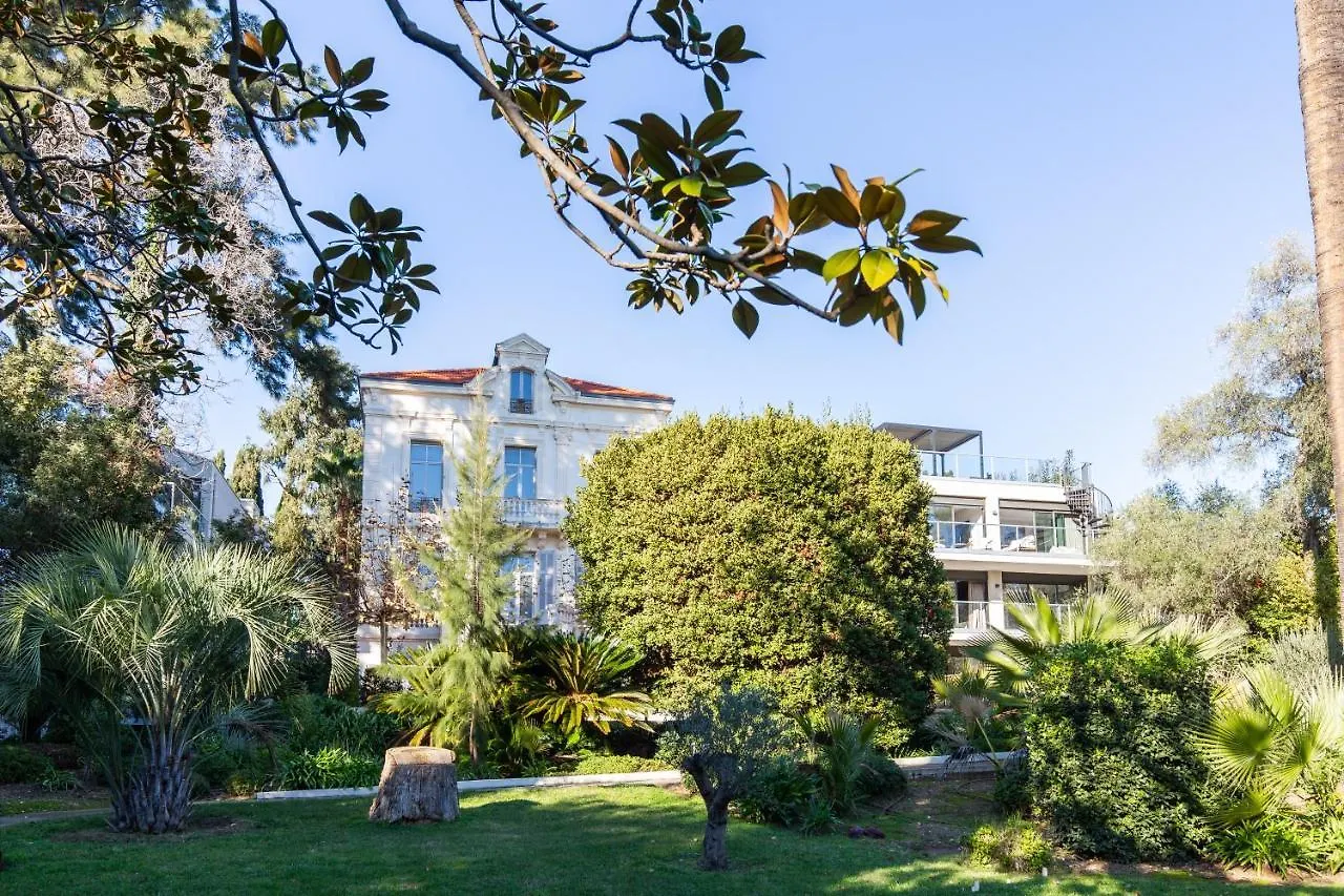 Villa Alexandra - Luxury Apartments Jardins D\'Arlias By Sweett location