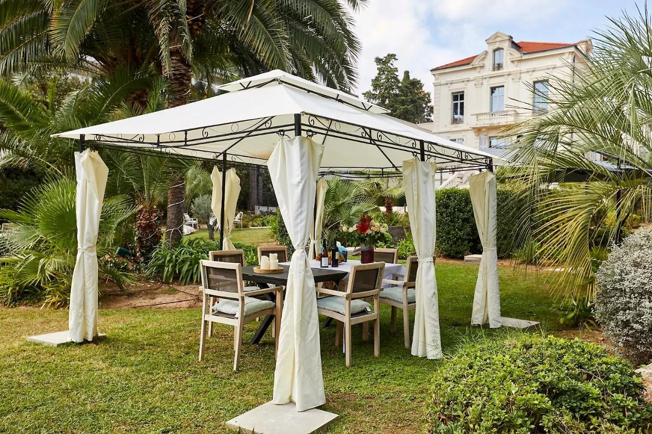 Villa Alexandra - Luxury Apartments Jardins D'Arlias By Sweett Cannes 0*,  Frankrijk