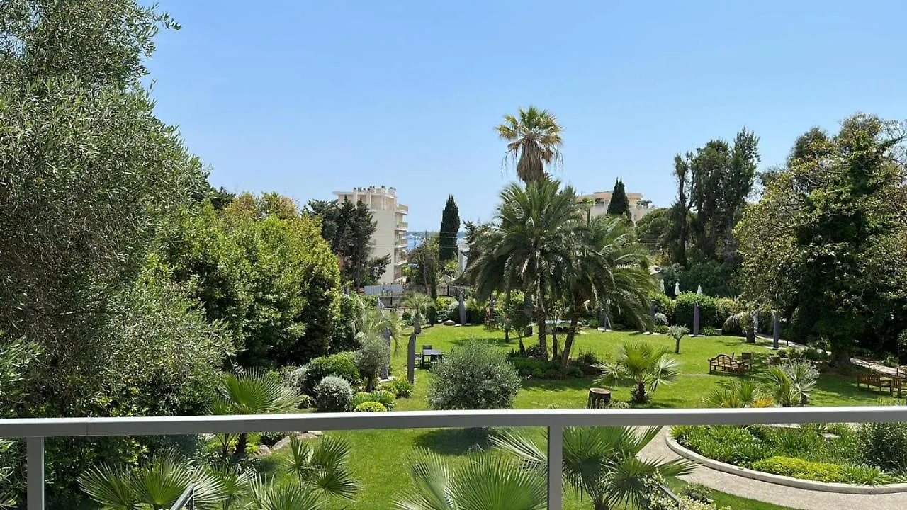Villa Alexandra - Luxury Apartments Jardins D'Arlias By Sweett Cannes